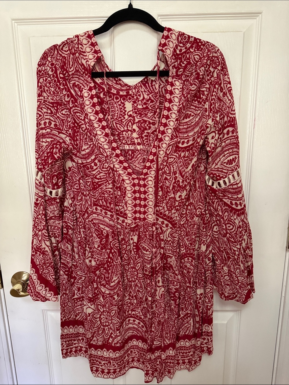 Umgee Red and White Paisley Long Sleeve Tunic Dress